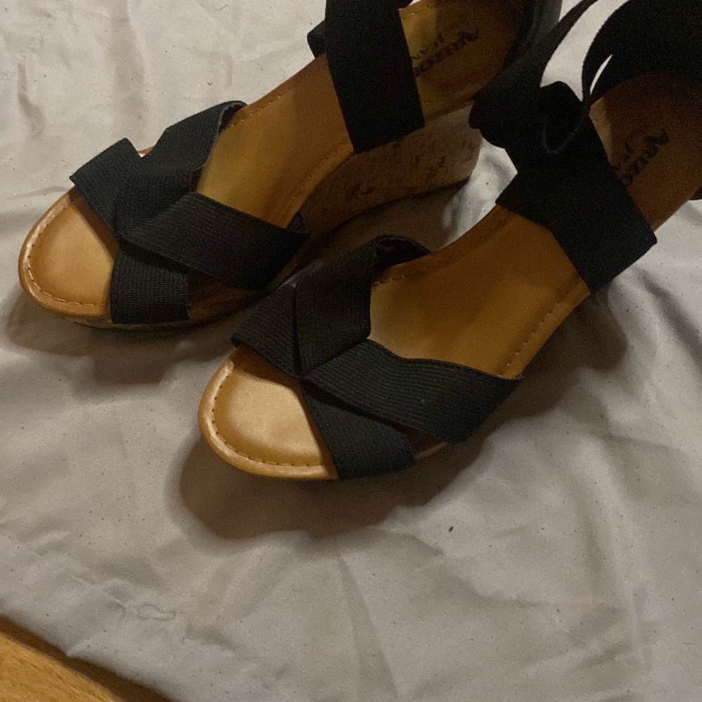 Wedges - Picture 2 of 3
